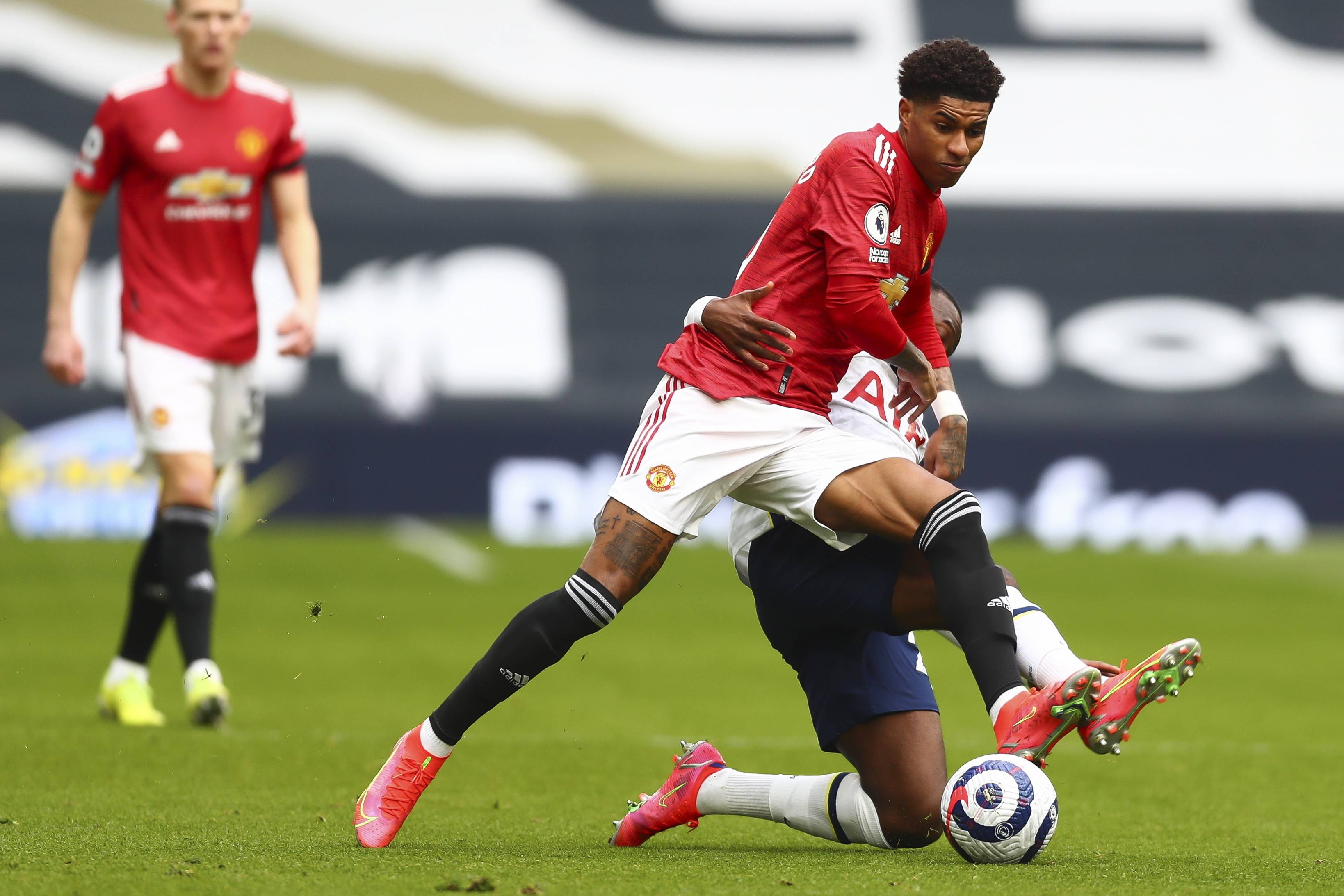 式也成为李 式也成为李